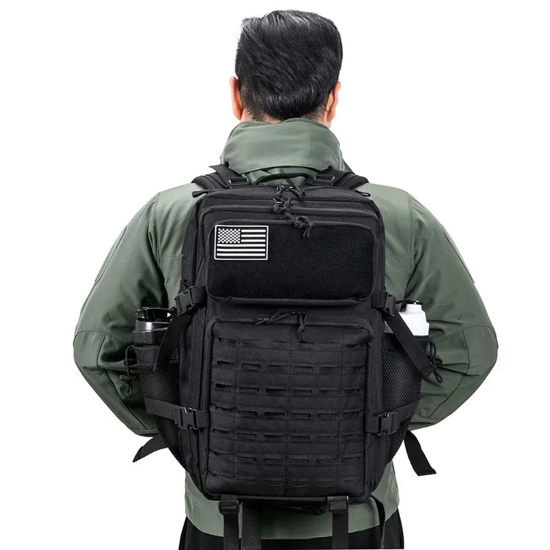25L/45L Tactical Outdoor Survival Backpack with Bottle Holder